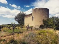 Lagamas, chapelle Notre Dame des Garrigues