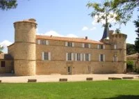 Ch&acirc;teau de Jonqui&egrave;res