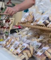 commerces et boutiques cadeaux