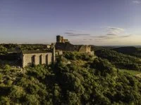 Vue sur le castellas d'Aumelas
