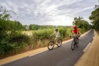A v&eacute;lo sur la voie verte entre Gignac et le pont du Diable