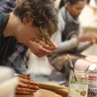cours-poterie-biscotte-poterie &copy; @ateliers-biscotte