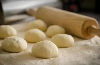 dough-g159bb49f7_1280 &copy; pixabay