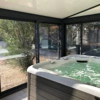 Jacuzzi 2 &copy; Franck Enjalric
