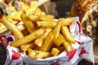Frites &copy; freepick