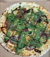 pizza lola 1 &copy; facebook pizza lola