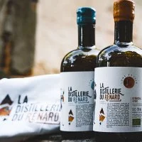 Lune-bleue-Lune-Rousse-Gin-artisanal &copy; distillerie du renard