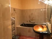 Salle de bain 1 &copy; Photo priv&eacute;e