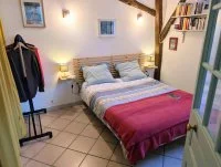 Chambre &copy; la Glycine