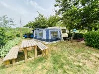 Insolite Caravanne Parisot 2 personnes &copy; Family Camping