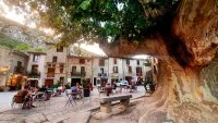 Terrasse logis &copy; logis des penitents