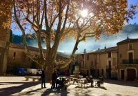 place saint guilhem &copy; logis des penitents